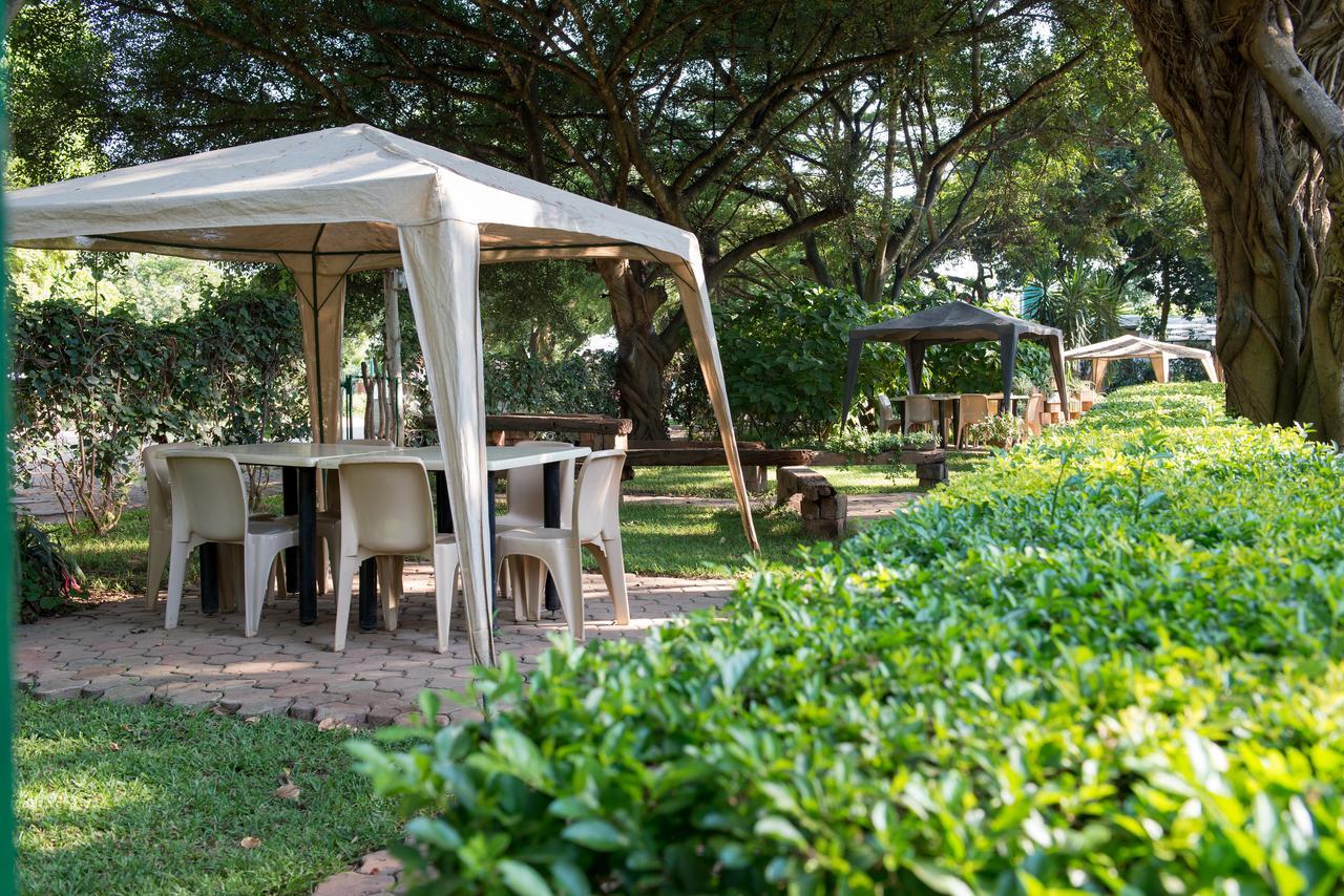 Fringilla Lodge Chisamba ภายนอก รูปภาพ